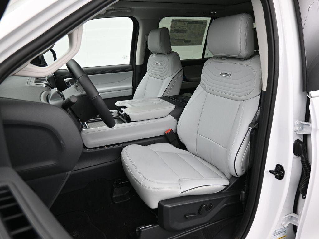 new 2025 Ford Expedition car, priced at $91,290