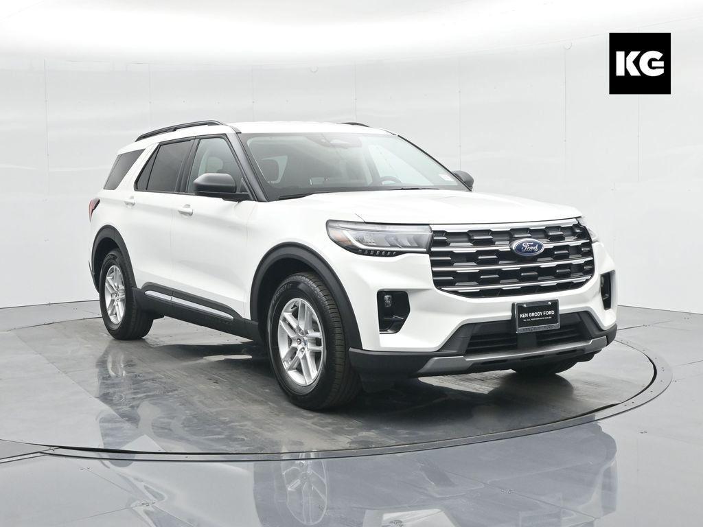 new 2025 Ford Explorer car, priced at $44,415