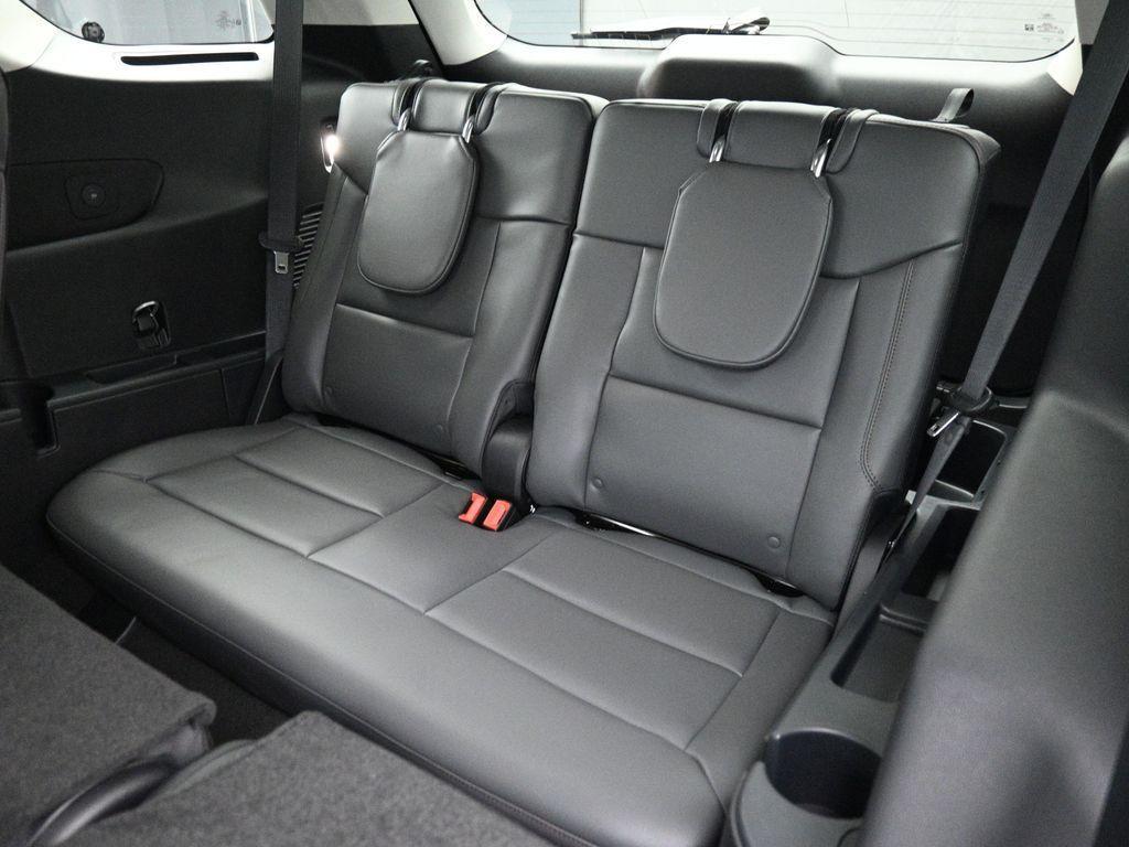 new 2025 Ford Explorer car, priced at $43,915