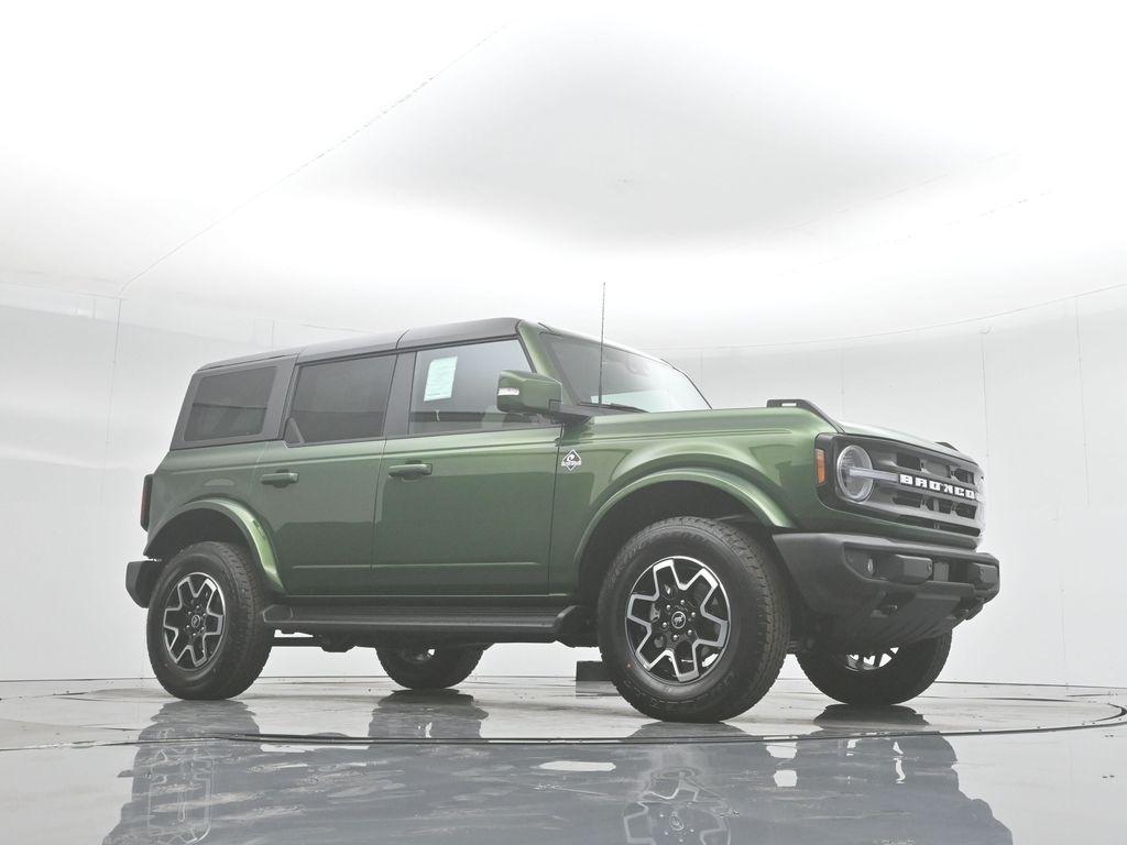 new 2025 Ford Bronco car, priced at $56,777