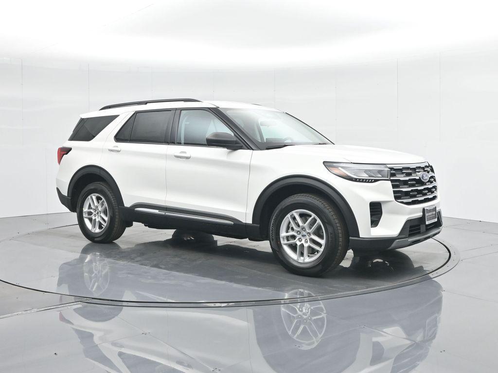 new 2025 Ford Explorer car, priced at $44,145