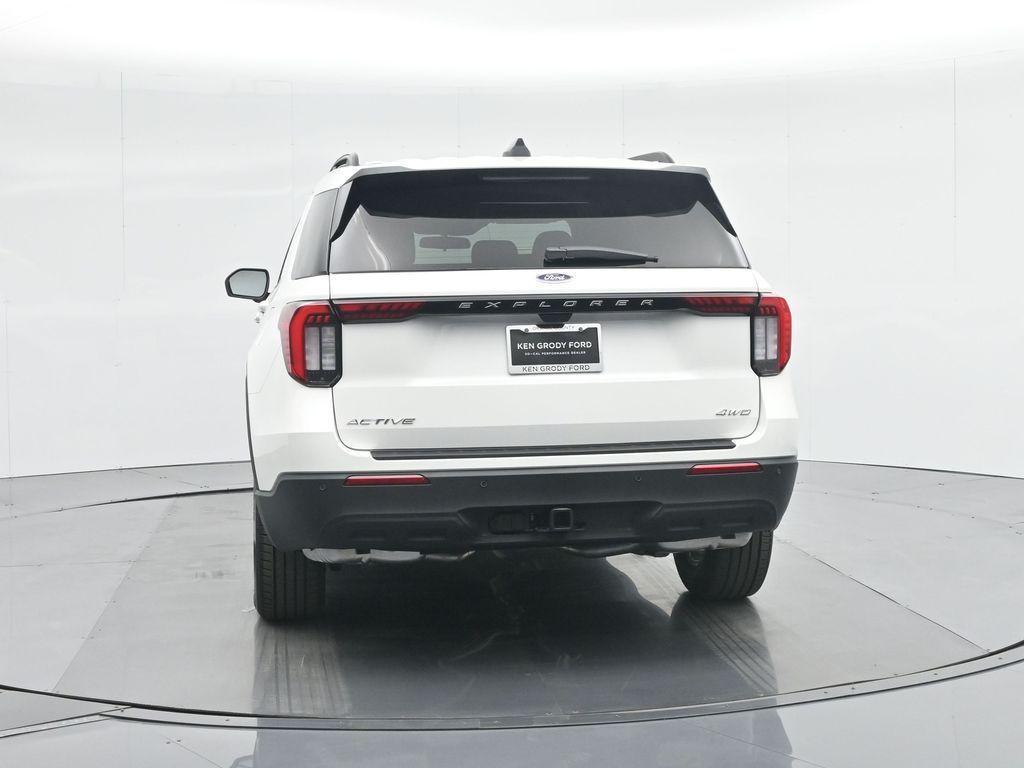 new 2025 Ford Explorer car, priced at $44,145