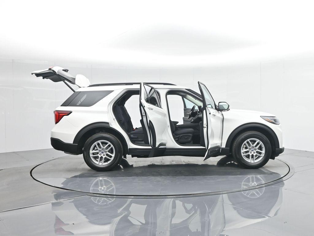 new 2025 Ford Explorer car, priced at $44,145