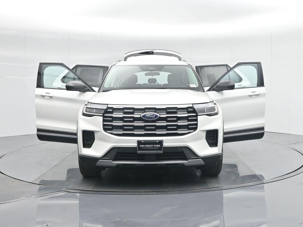 new 2025 Ford Explorer car, priced at $44,145