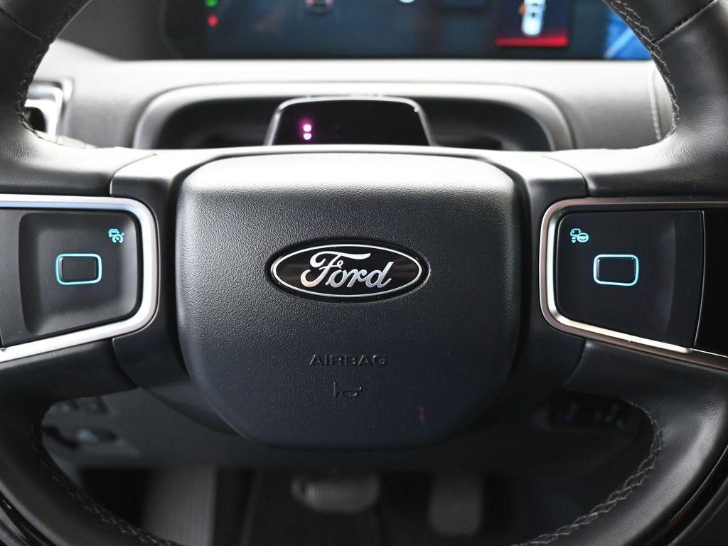 used 2025 Ford Expedition Max car, priced at $82,900