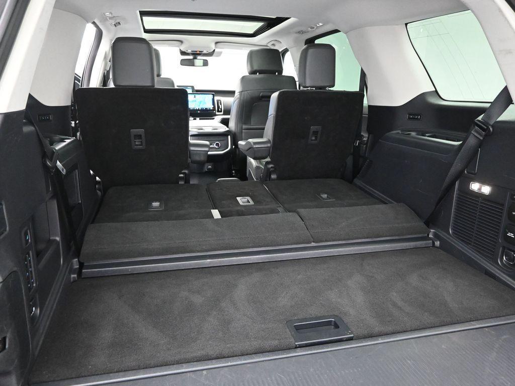 used 2025 Ford Expedition car, priced at $56,200