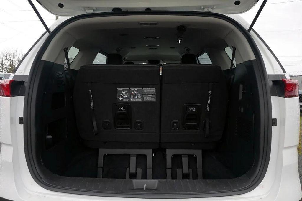 used 2024 Kia Carnival car, priced at $32,988