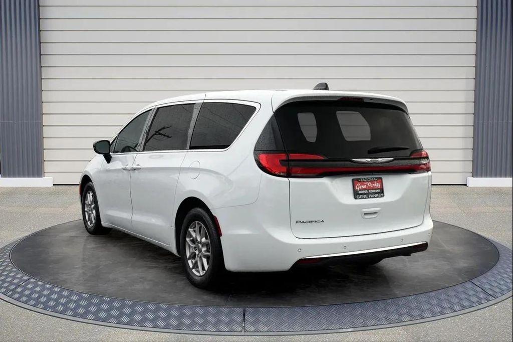 used 2024 Chrysler Pacifica car, priced at $27,988