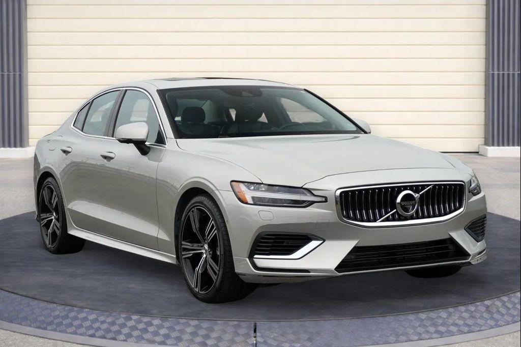 used 2022 Volvo S60 Recharge Plug-In Hybrid car, priced at $29,288