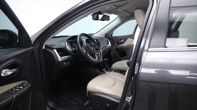 used 2015 Jeep Cherokee car, priced at $11,988
