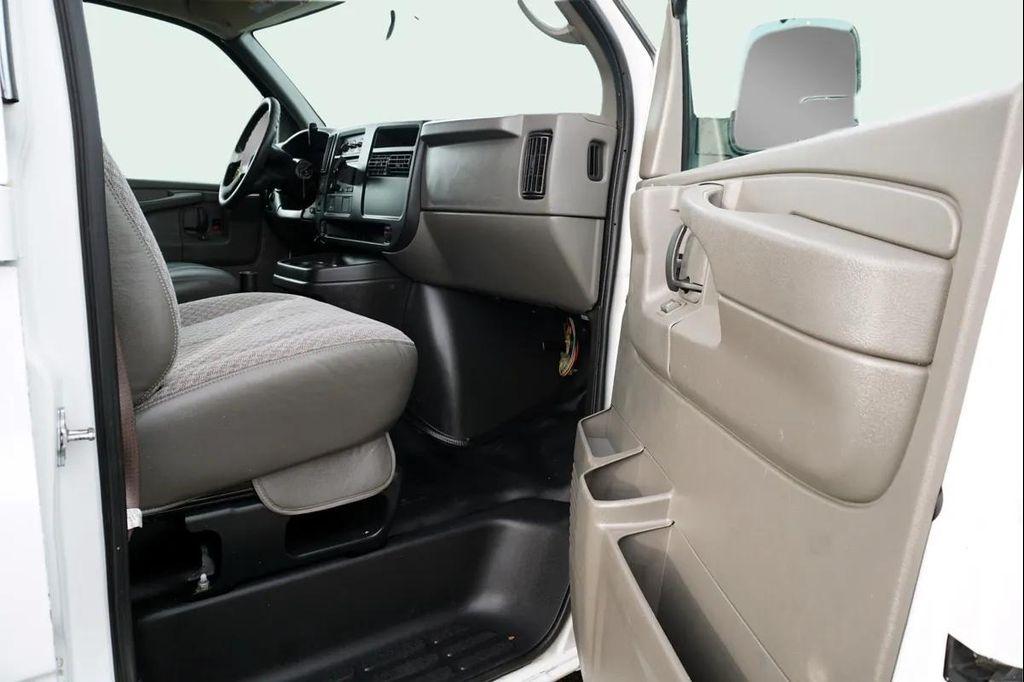 used 2007 GMC Savana 2500 car, priced at $11,988