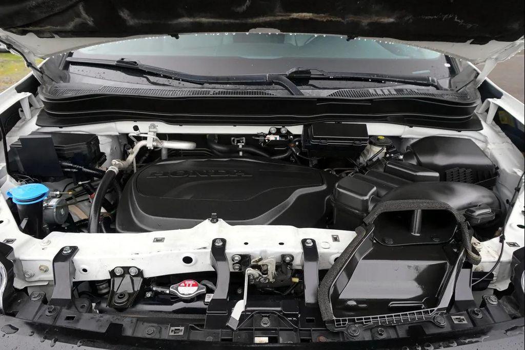 used 2022 Honda Pilot car, priced at $27,988