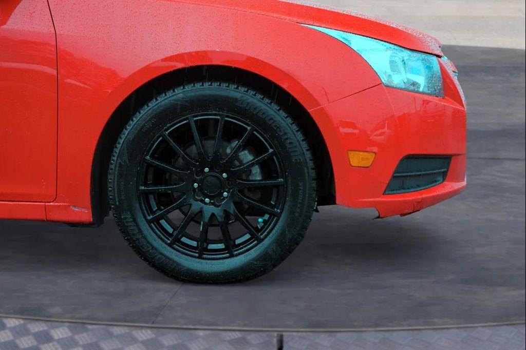 used 2014 Chevrolet Cruze car, priced at $9,388