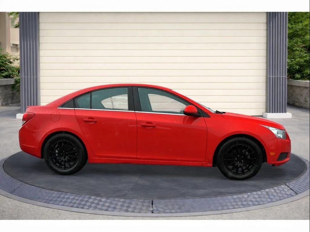 used 2014 Chevrolet Cruze car, priced at $9,388