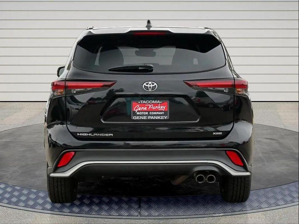 used 2024 Toyota Highlander car, priced at $35,988