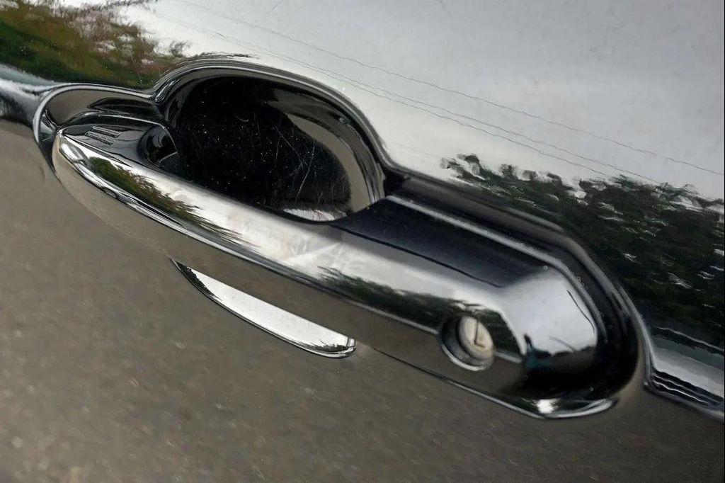 used 2024 Toyota Highlander car, priced at $35,988