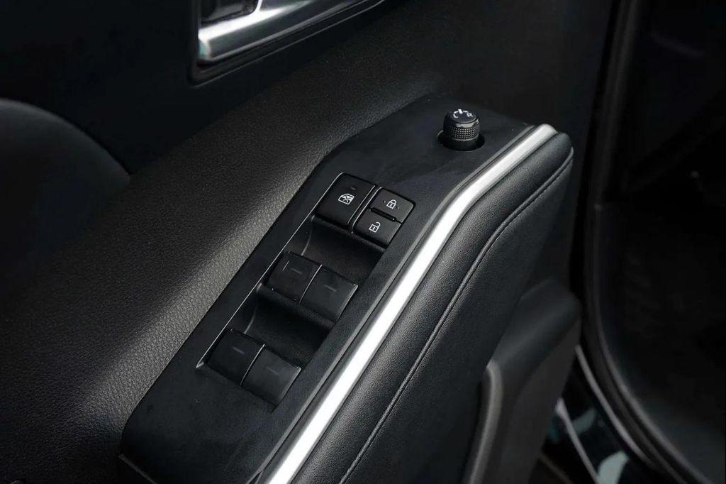 used 2024 Toyota Highlander car, priced at $35,988