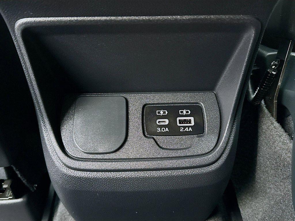 used 2024 Subaru Ascent car, priced at $30,280