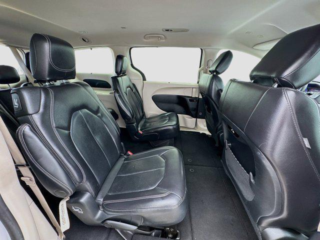 used 2022 Chrysler Pacifica car, priced at $20,977