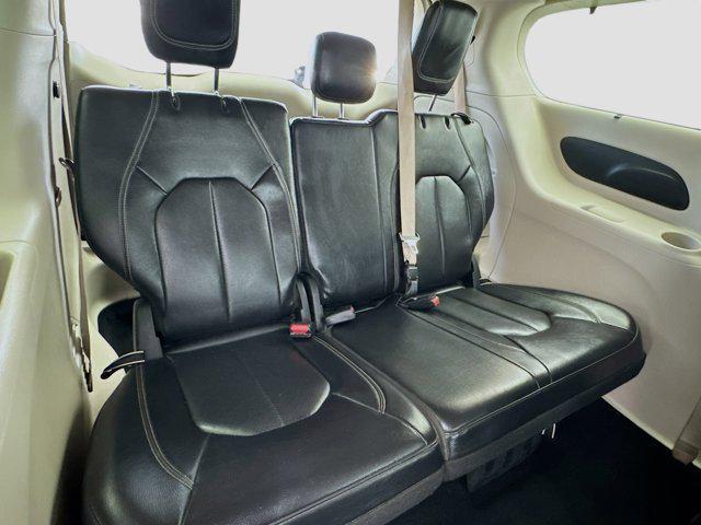 used 2022 Chrysler Pacifica car, priced at $20,977