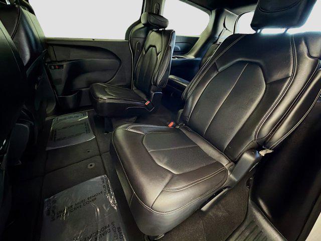 used 2025 Chrysler Pacifica car, priced at $20,776