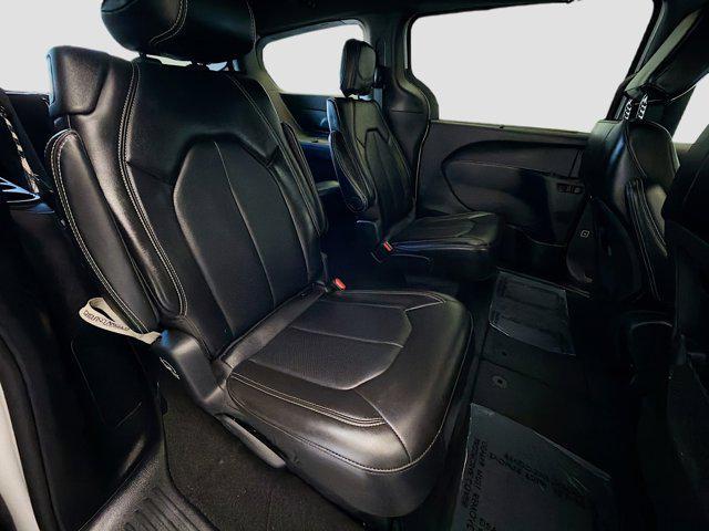 used 2025 Chrysler Pacifica car, priced at $20,776