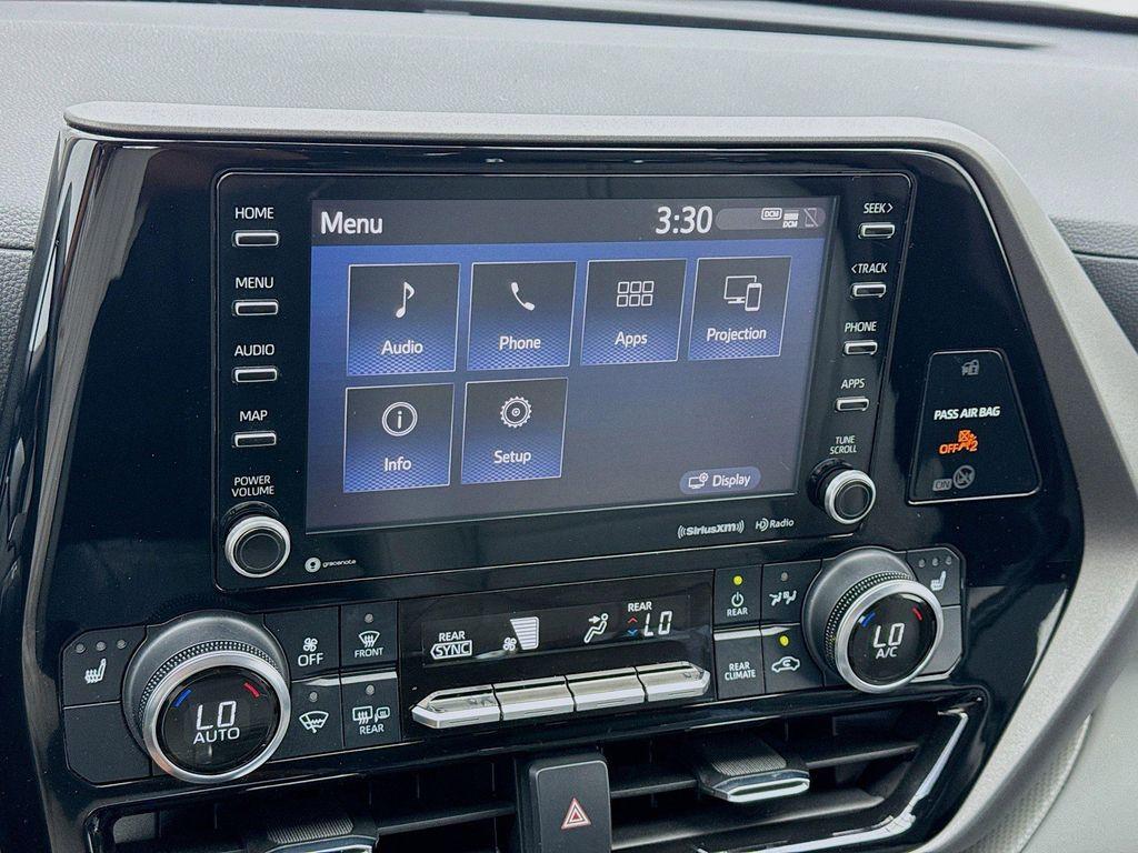 used 2022 Toyota Highlander car, priced at $31,480