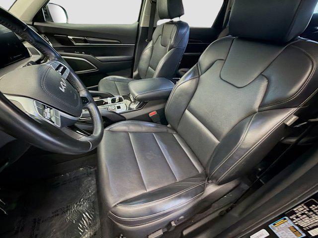 used 2024 Kia Telluride car, priced at $30,822