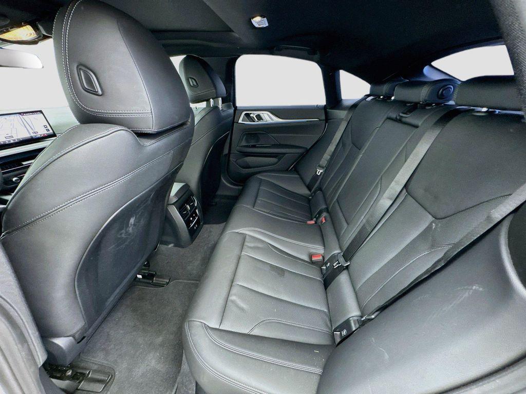 BMW i4 view 16