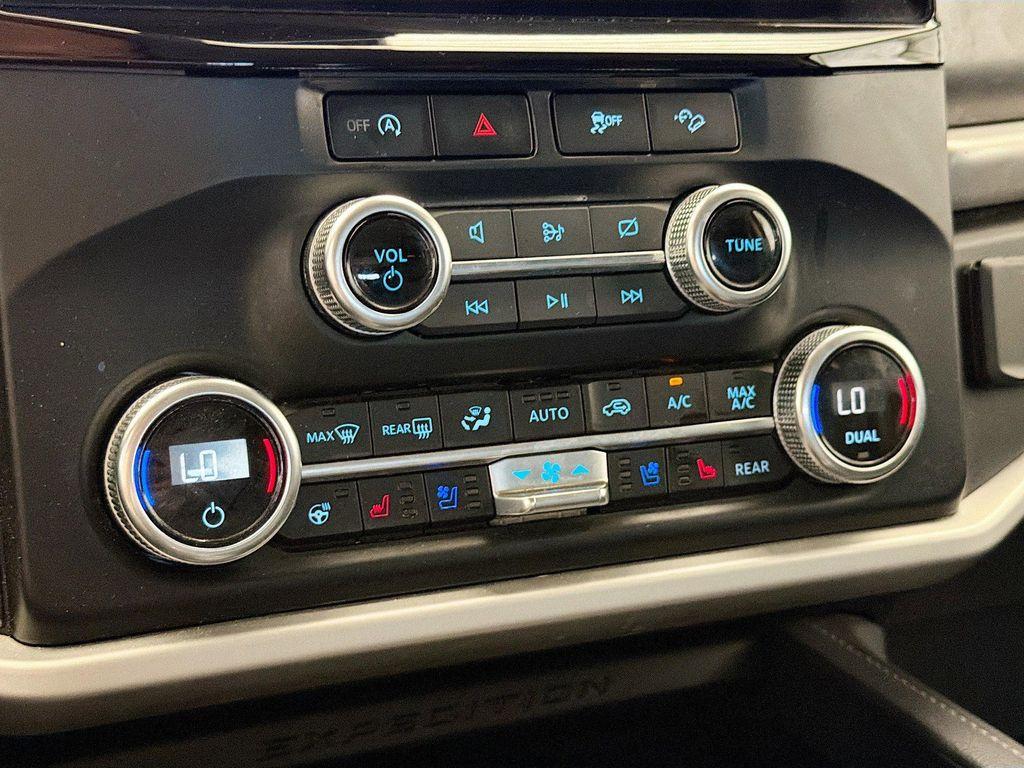 used 2024 Ford Expedition Max car, priced at $37,279