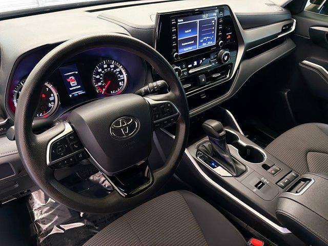 used 2021 Toyota Highlander car, priced at $24,899