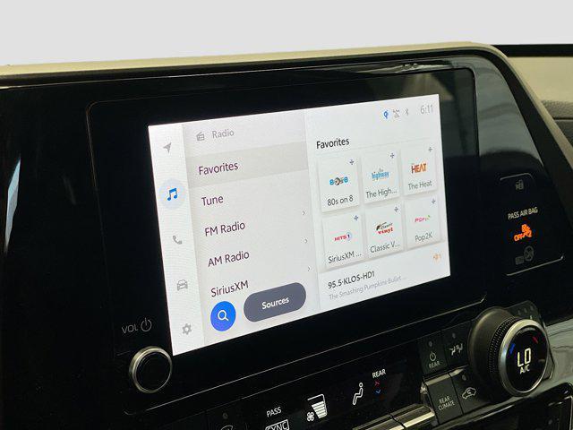 used 2024 Toyota Highlander car, priced at $33,888