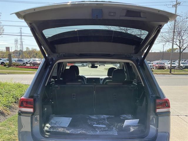 new 2026 Volkswagen Atlas car, priced at $46,463