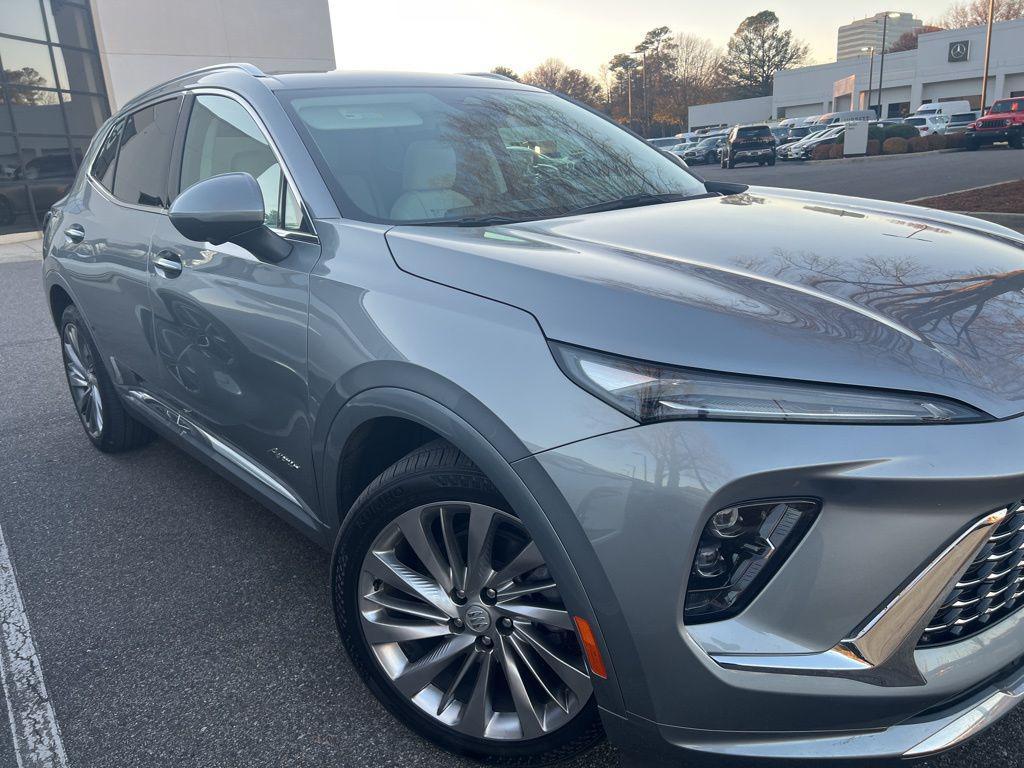 used 2025 Buick Envision car, priced at $38,440