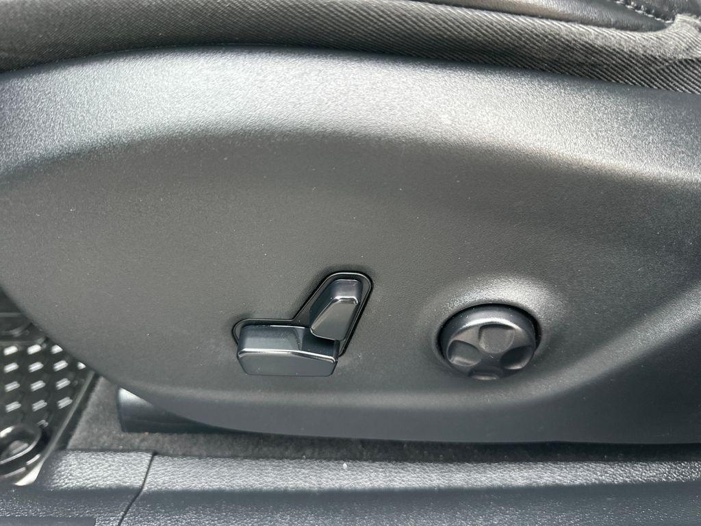 used 2020 Jeep Cherokee car, priced at $21,820