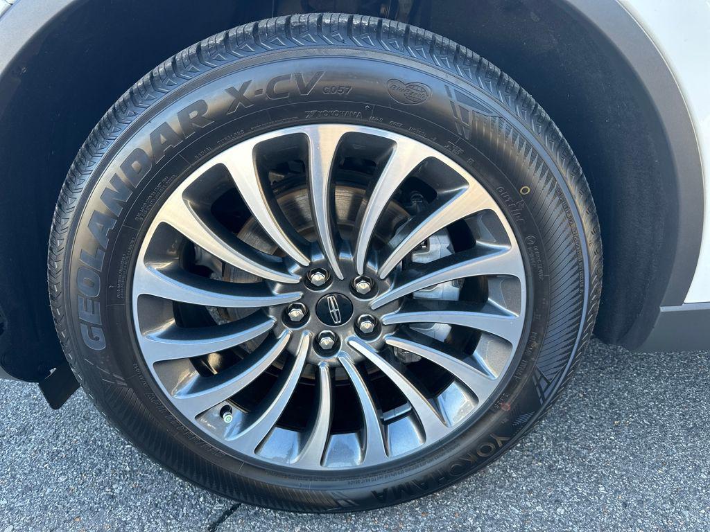 used 2023 Lincoln Aviator car, priced at $43,520