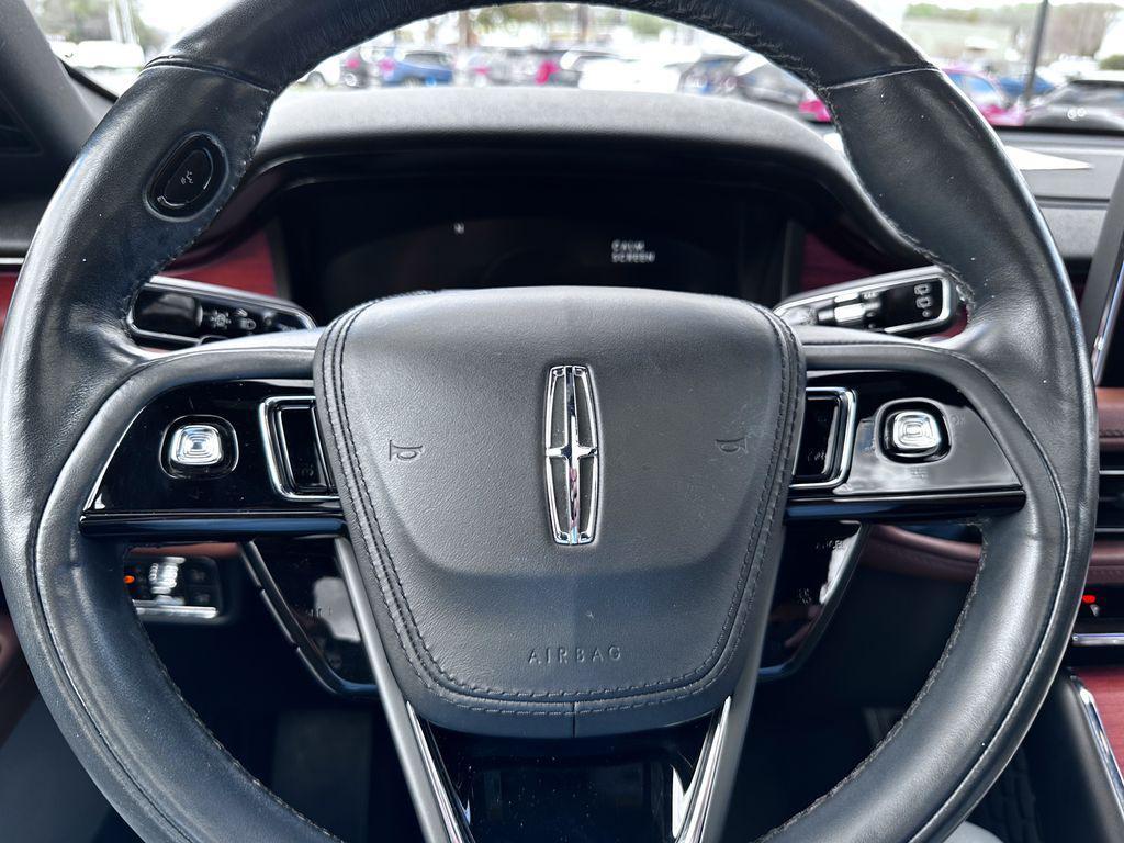 used 2021 Lincoln Aviator car, priced at $37,357