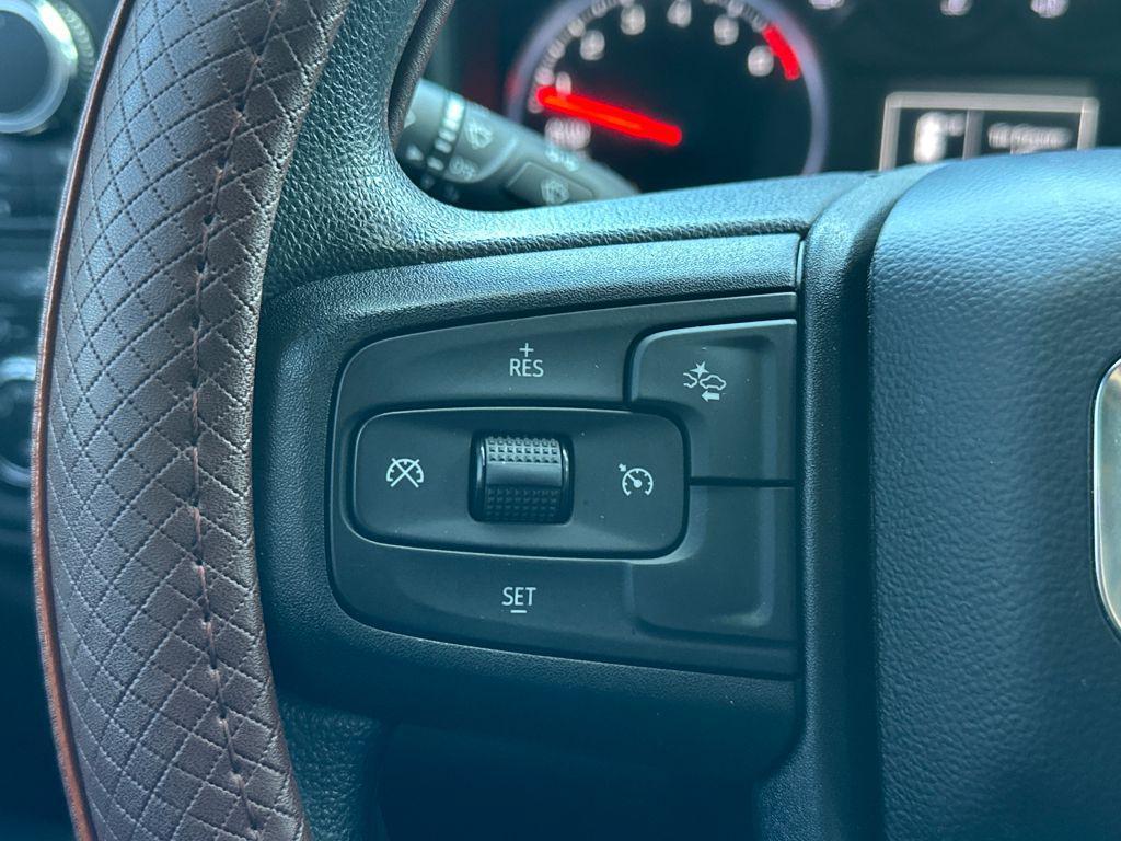 used 2023 GMC Sierra 1500 car, priced at $38,290