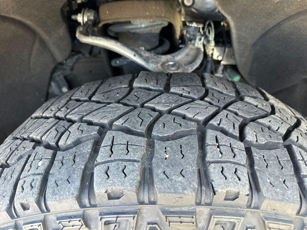 used 2023 GMC Sierra 1500 car, priced at $38,290