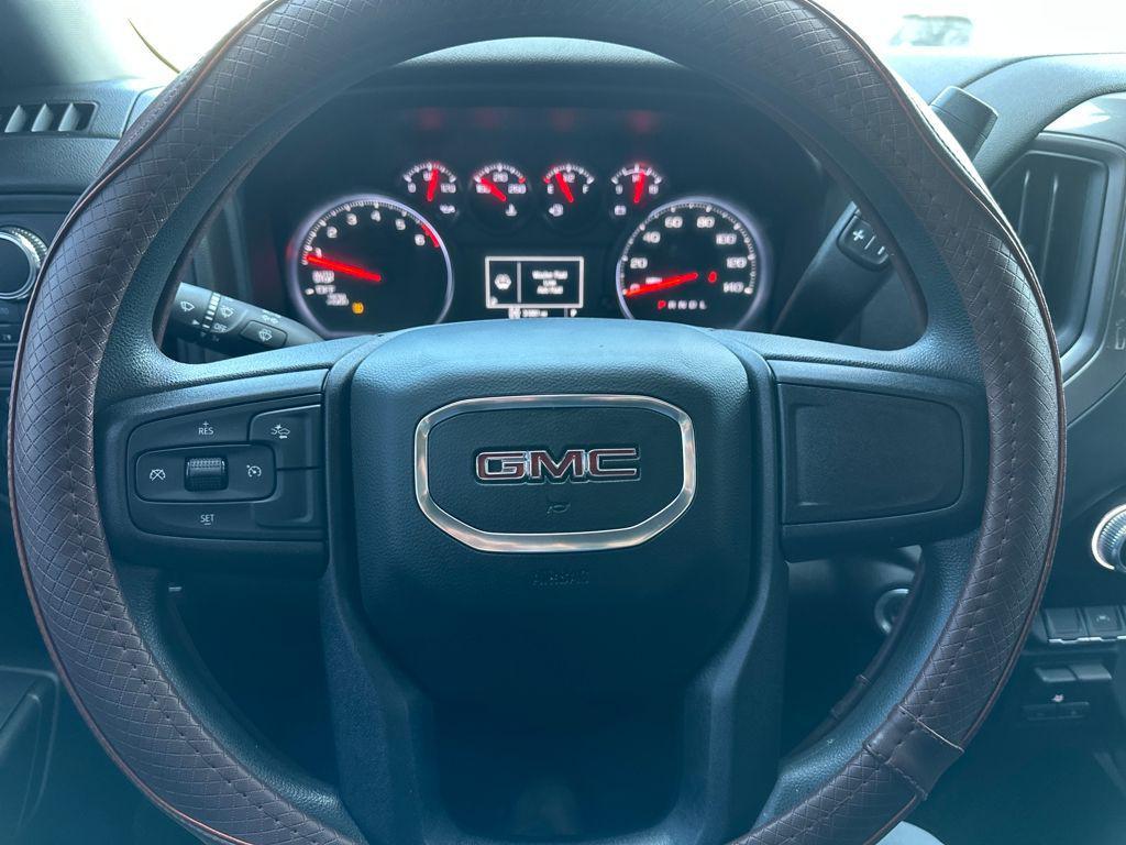 used 2023 GMC Sierra 1500 car, priced at $38,290