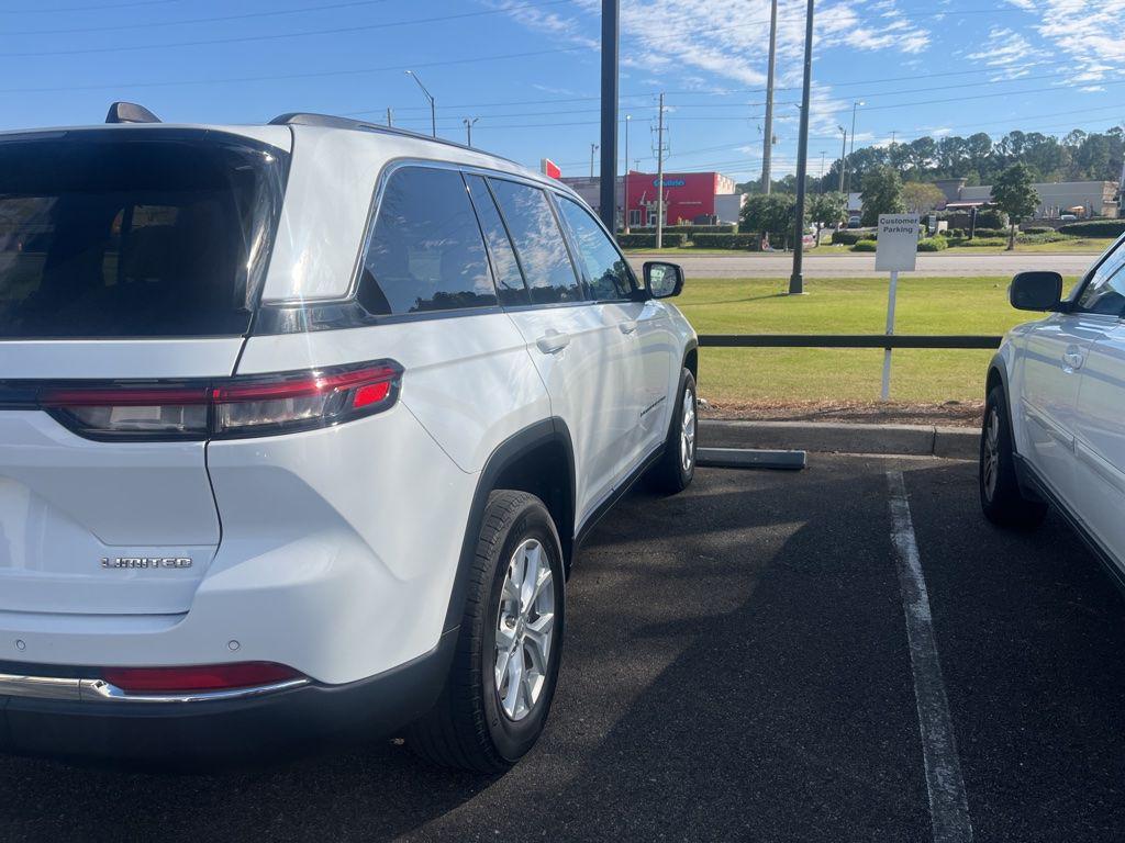 used 2023 Jeep Grand Cherokee car, priced at $28,502