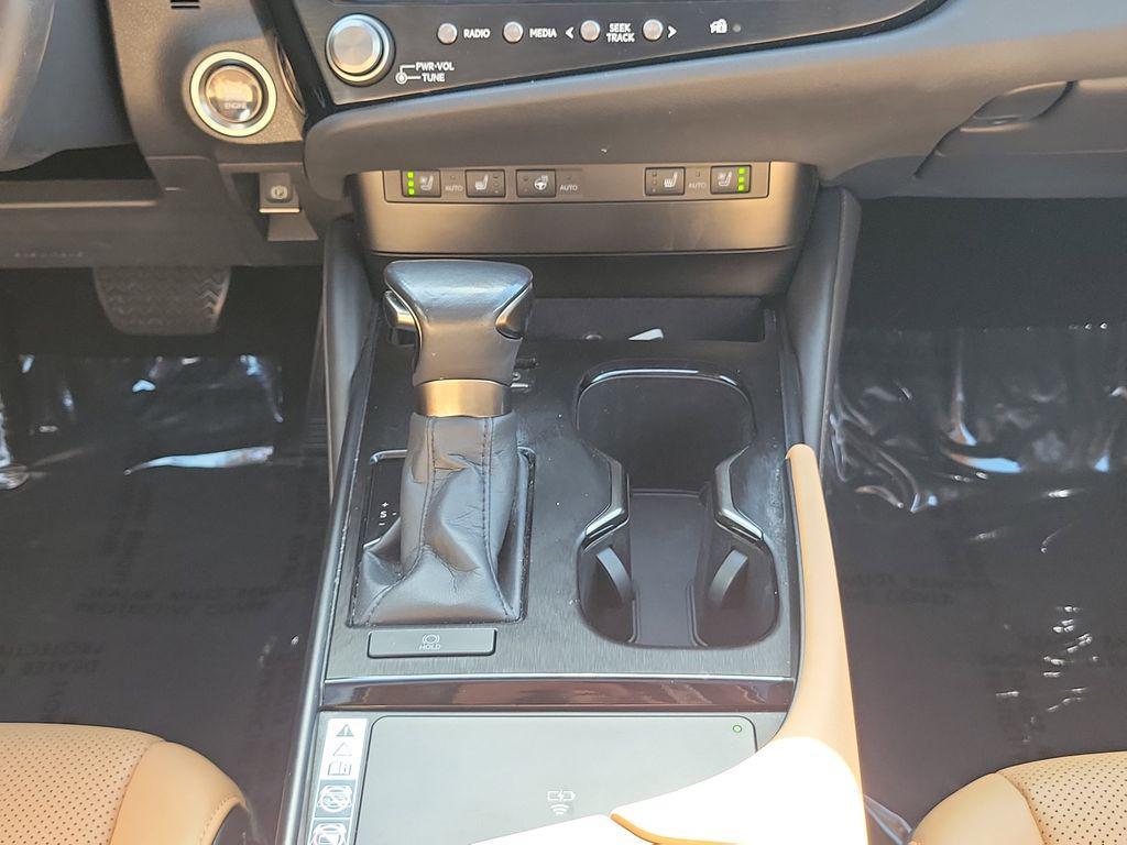 used 2023 Lexus ES 350 car, priced at $37,826