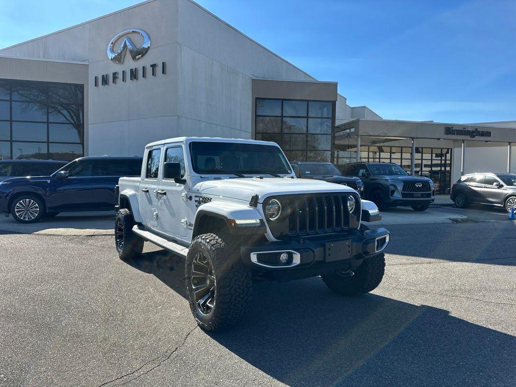 used 2021 Jeep Gladiator car, priced at $31,328