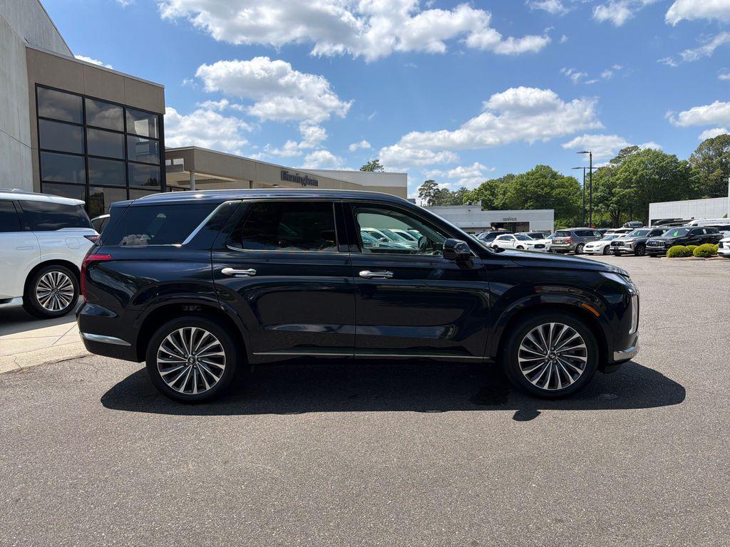used 2024 Hyundai Palisade car, priced at $40,123