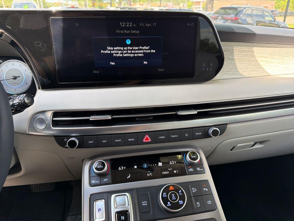 used 2024 Hyundai Palisade car, priced at $40,123