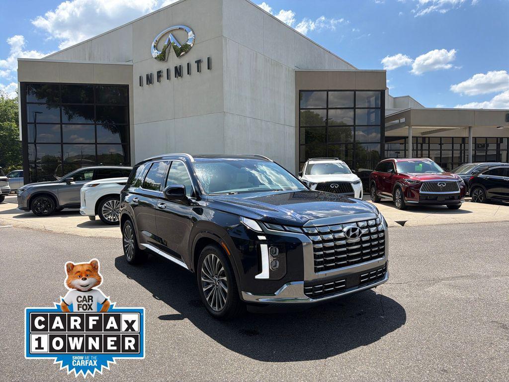 used 2024 Hyundai Palisade car, priced at $40,123