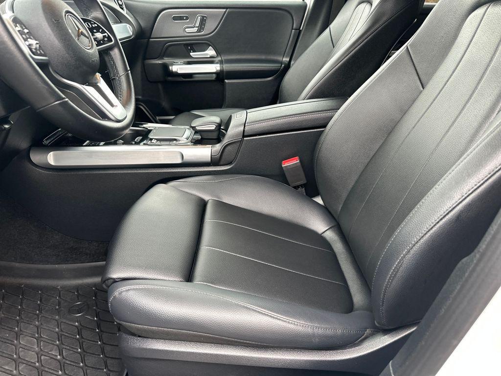 used 2021 Mercedes-Benz GLB 250 car, priced at $29,384