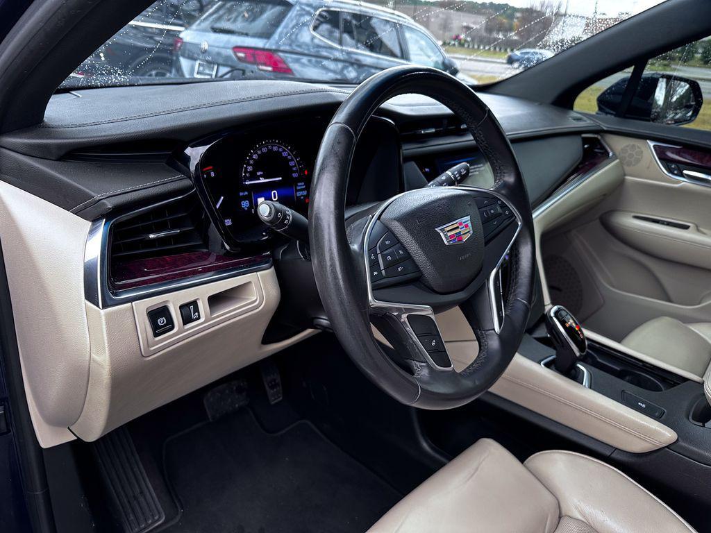 used 2017 Cadillac XT5 car, priced at $17,687