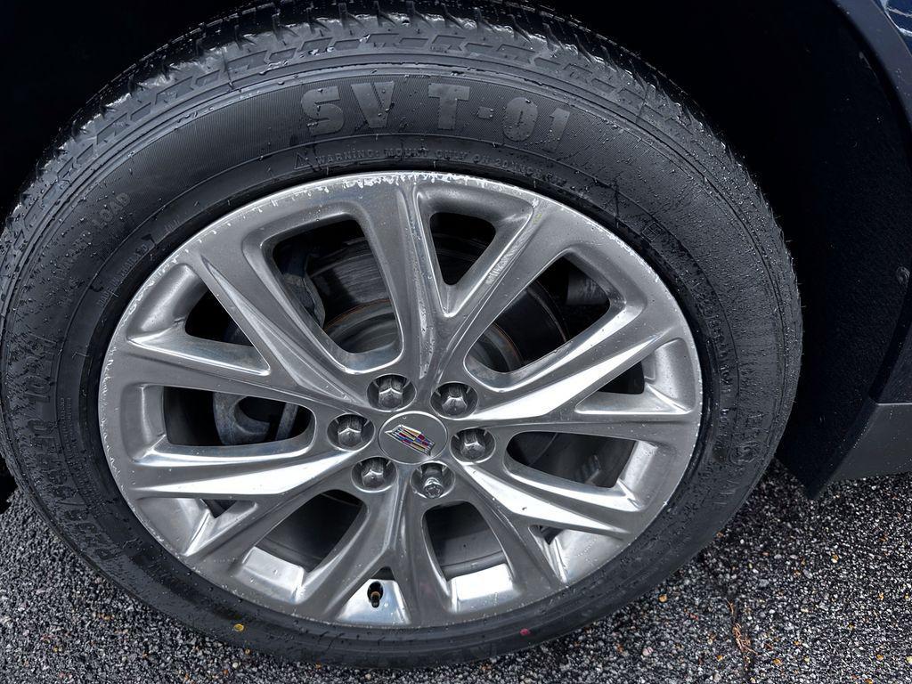 used 2017 Cadillac XT5 car, priced at $17,687