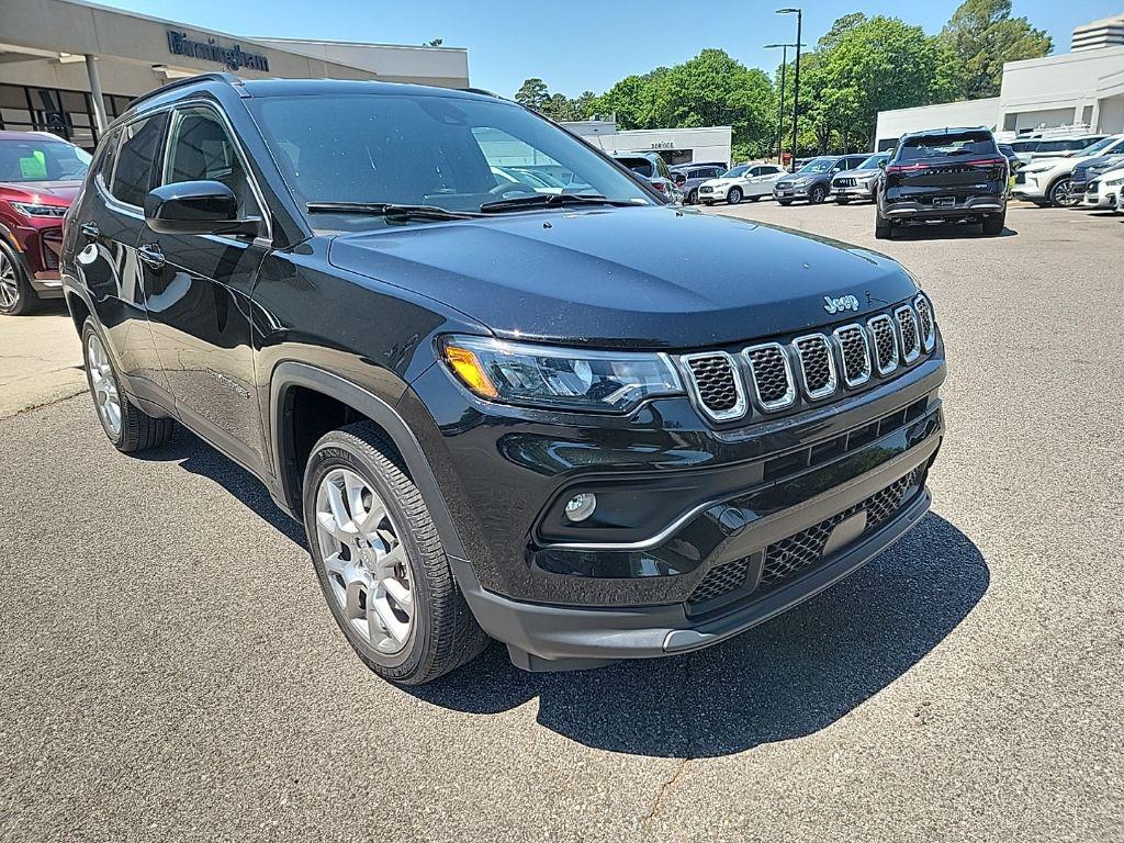 used 2023 Jeep Compass car, priced at $25,995